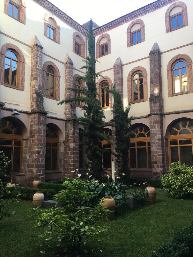 MONASTERIO de SANTA MARÍA DE VALVANERA Anguiano Exterior foto